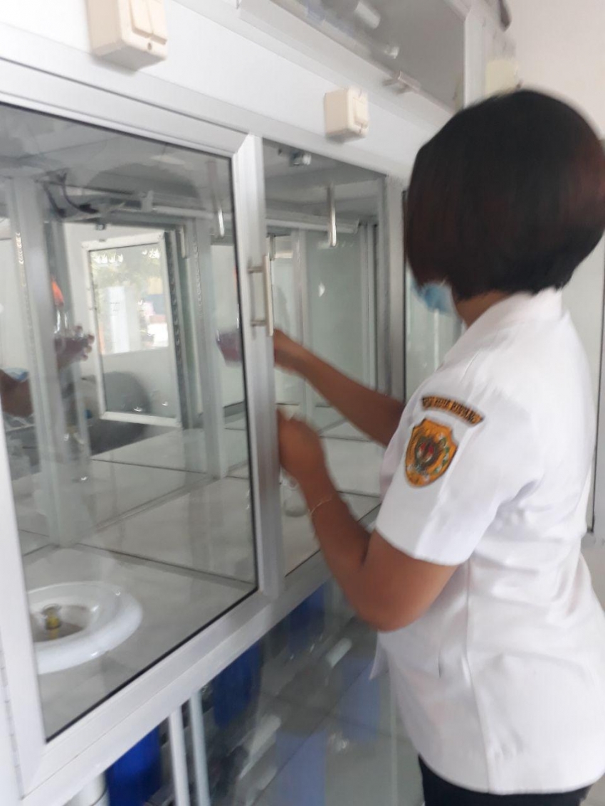 Pengambilan Sampel Air DAM